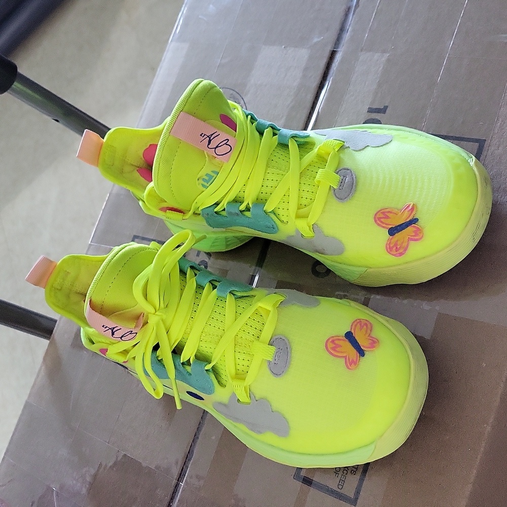 Adidas Harden Sneakers